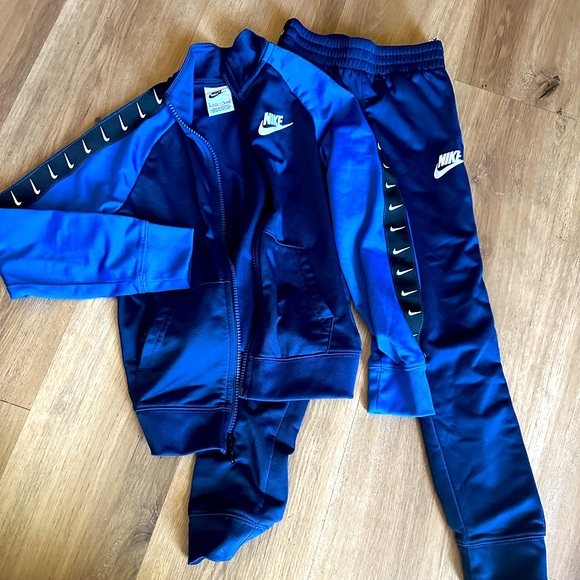 Nike Other - Boys Nike tracksuit